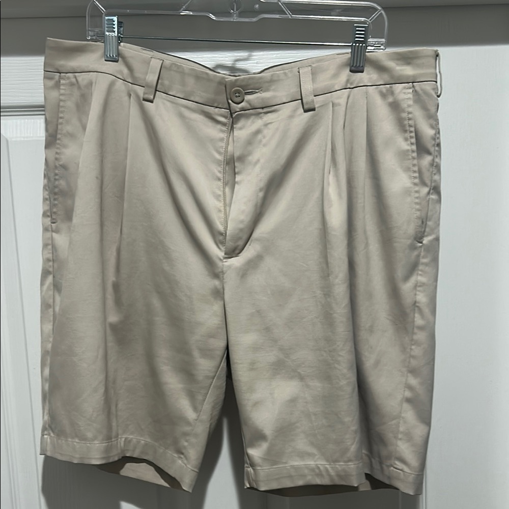 Roundtree & Yorke Tan Flat Front Shorts Smart Casual